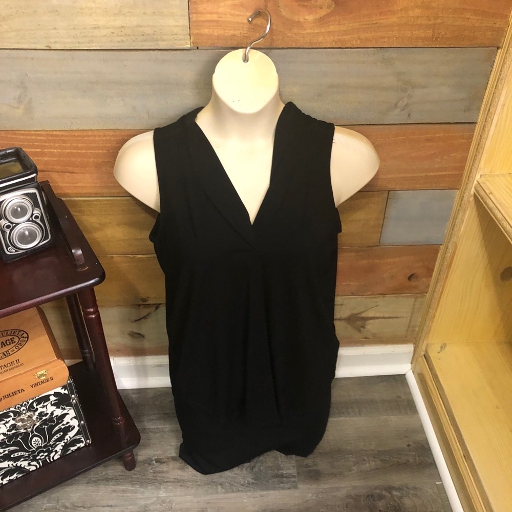 V- neck shirt
